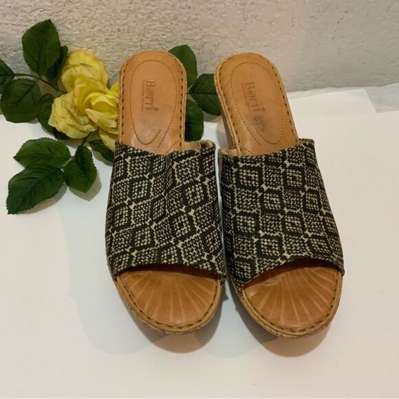 BORN Women's Brown Leather Wedge Summer Sandals size 11/43 - Picture 3 of 9